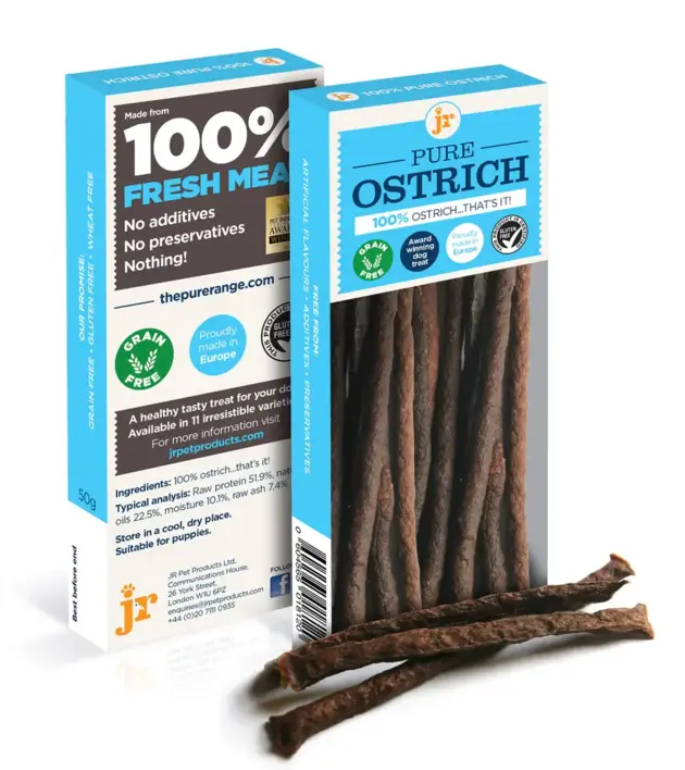 JR Pure ostrich Sticks - 100% naturlige hundegodbidder lavet af rent strudsekød.
